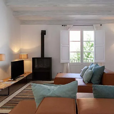 A Historic Xvi Century Near Barcelona Holiday home Caldes D'Estrach