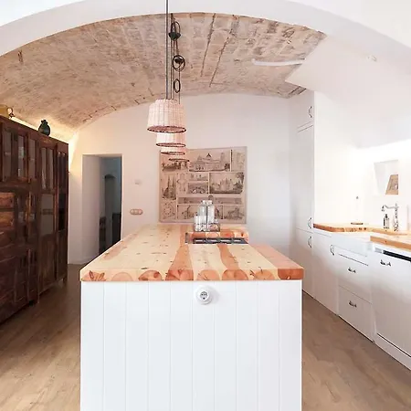 A Historic Xvi Century Near Barcelona Holiday home