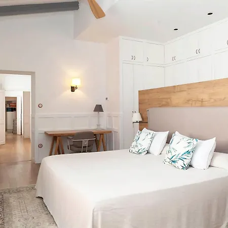 Holiday home A Historic Xvi Century Near Barcelona *